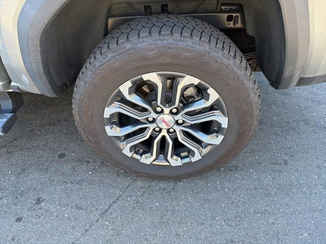 Used 2026 GMC Canyon Denali AWD/4WD image 12