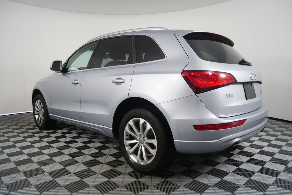 Used 2016 Audi Q5 2.0T Premium Plus w/ Technology Package image 5