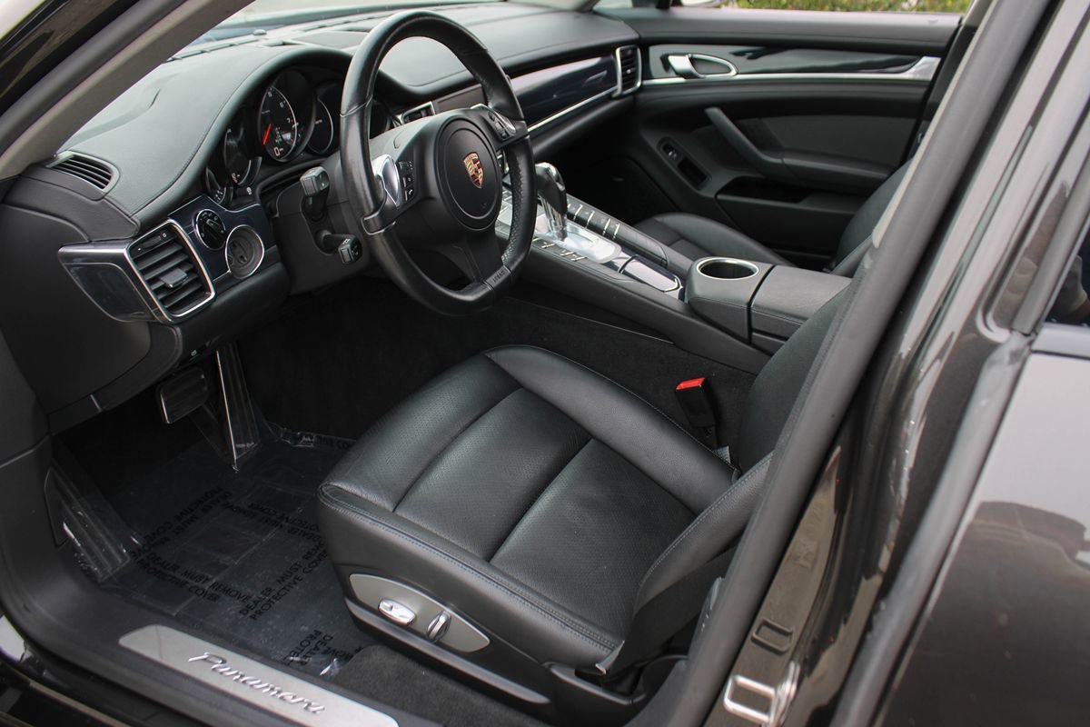 Used 2012 Porsche Panamera image 13