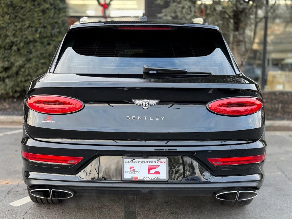 Used 2023 Bentley Bentayga image 14