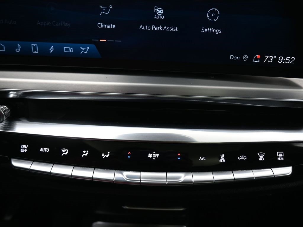 Used 2023 Cadillac Lyriq 2WD image 26