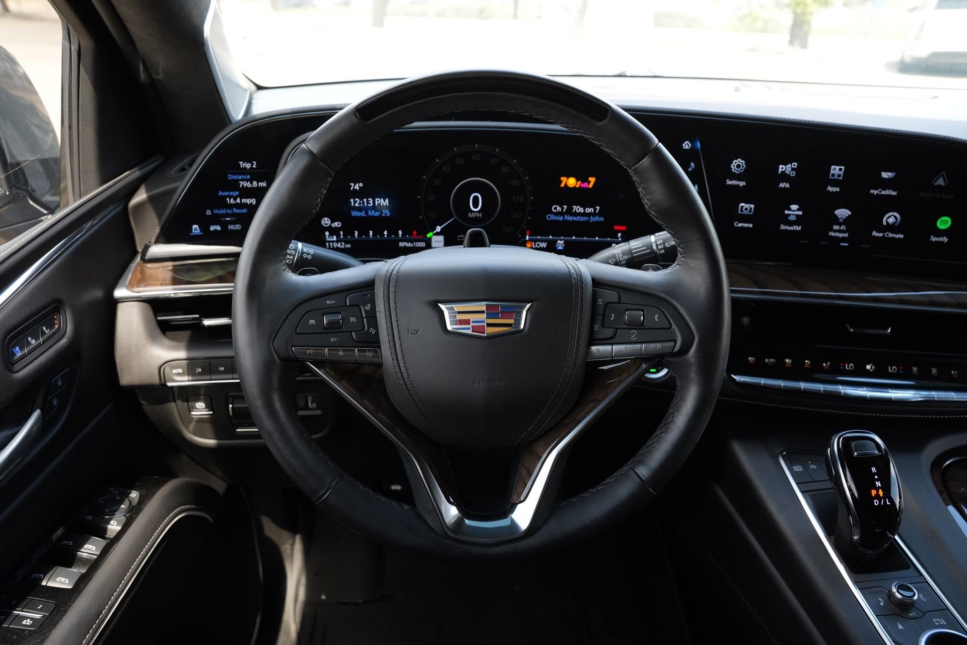 Certified 2024 Cadillac Escalade Sport Platinum w/ LPO, ONYX Package image 10