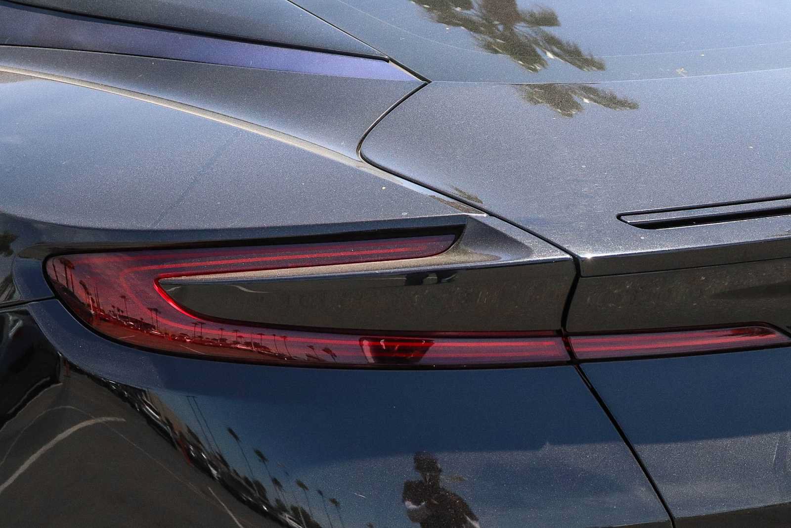 Used 2020 Aston Martin DB11 Coupe RWD image 7