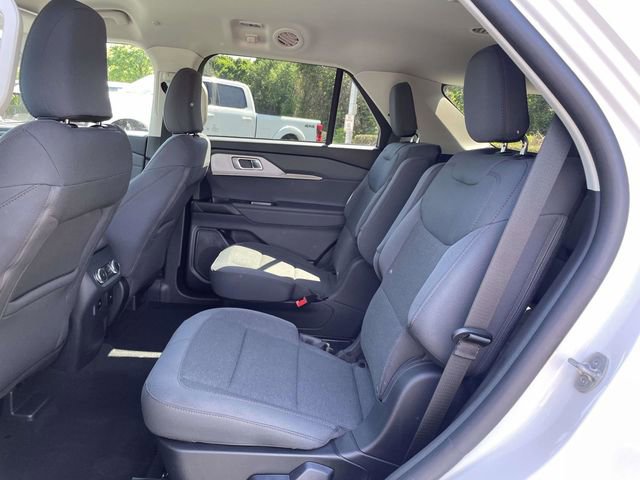 Used 2025 Ford Explorer Active RWD image 26