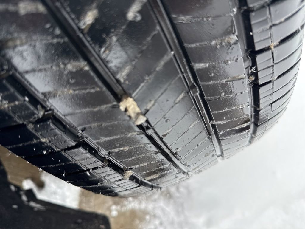 Used 2025 Ford Escape Platinum image 32