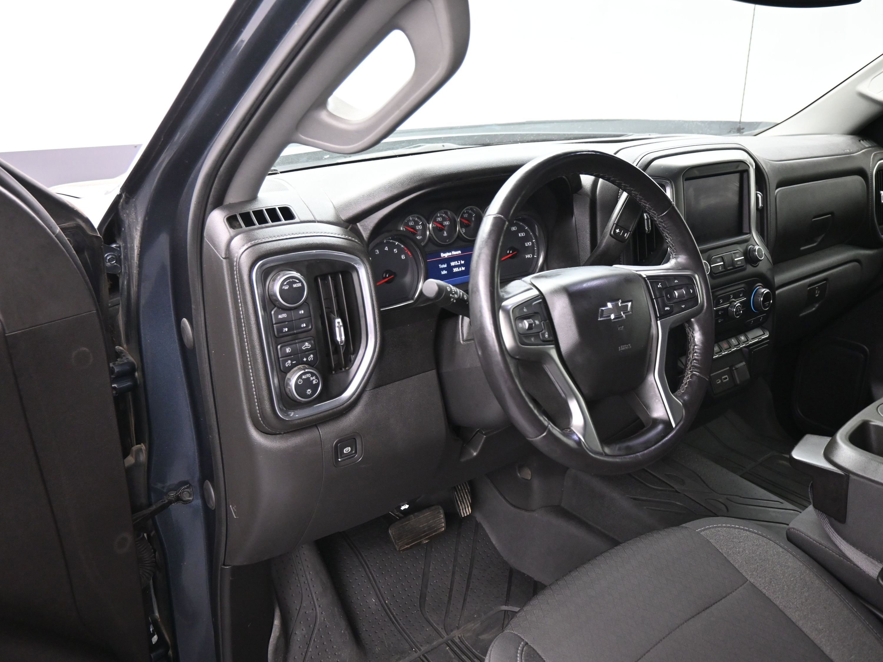 Used 2020 Chevrolet Silverado 1500 RST w/ All-Star Edition AWD/4WD image 12