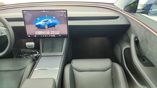 Used 2025 Tesla Model 3 Performance AWD/4WD image 37