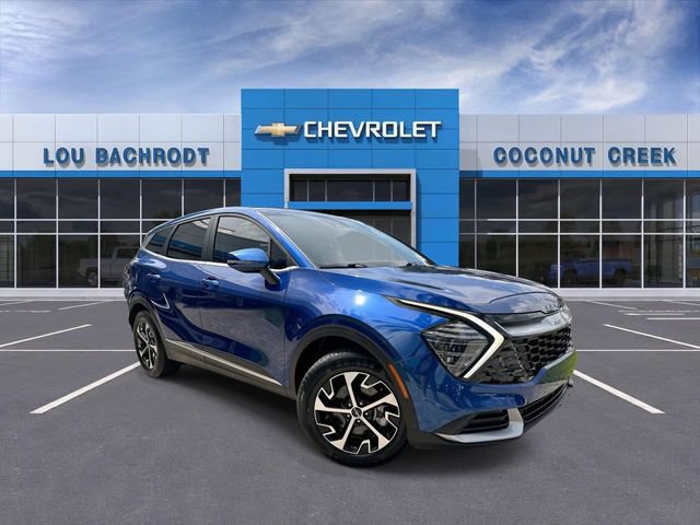 Used 2025 Kia Sportage EX FWD image 1