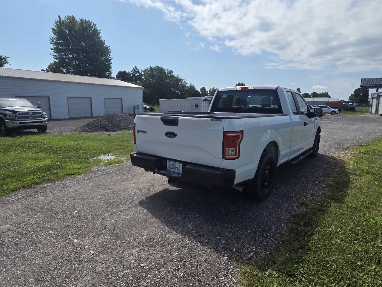 Used 2017 Ford F150 XL w/ Trailer Tow Package RWD image 4
