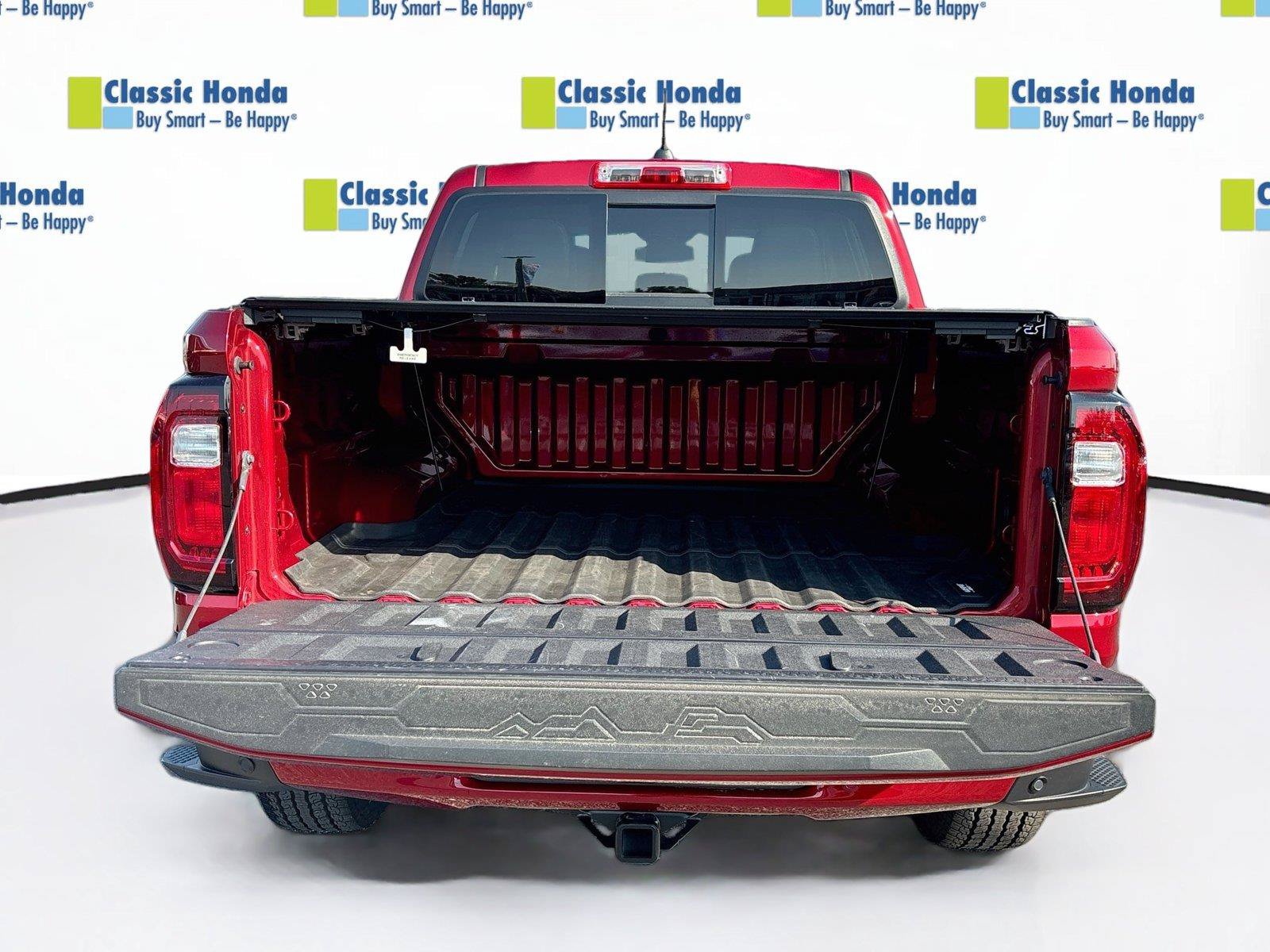 Used 2024 GMC Canyon Elevation w/ Elevation Premium Package AWD/4WD image 30
