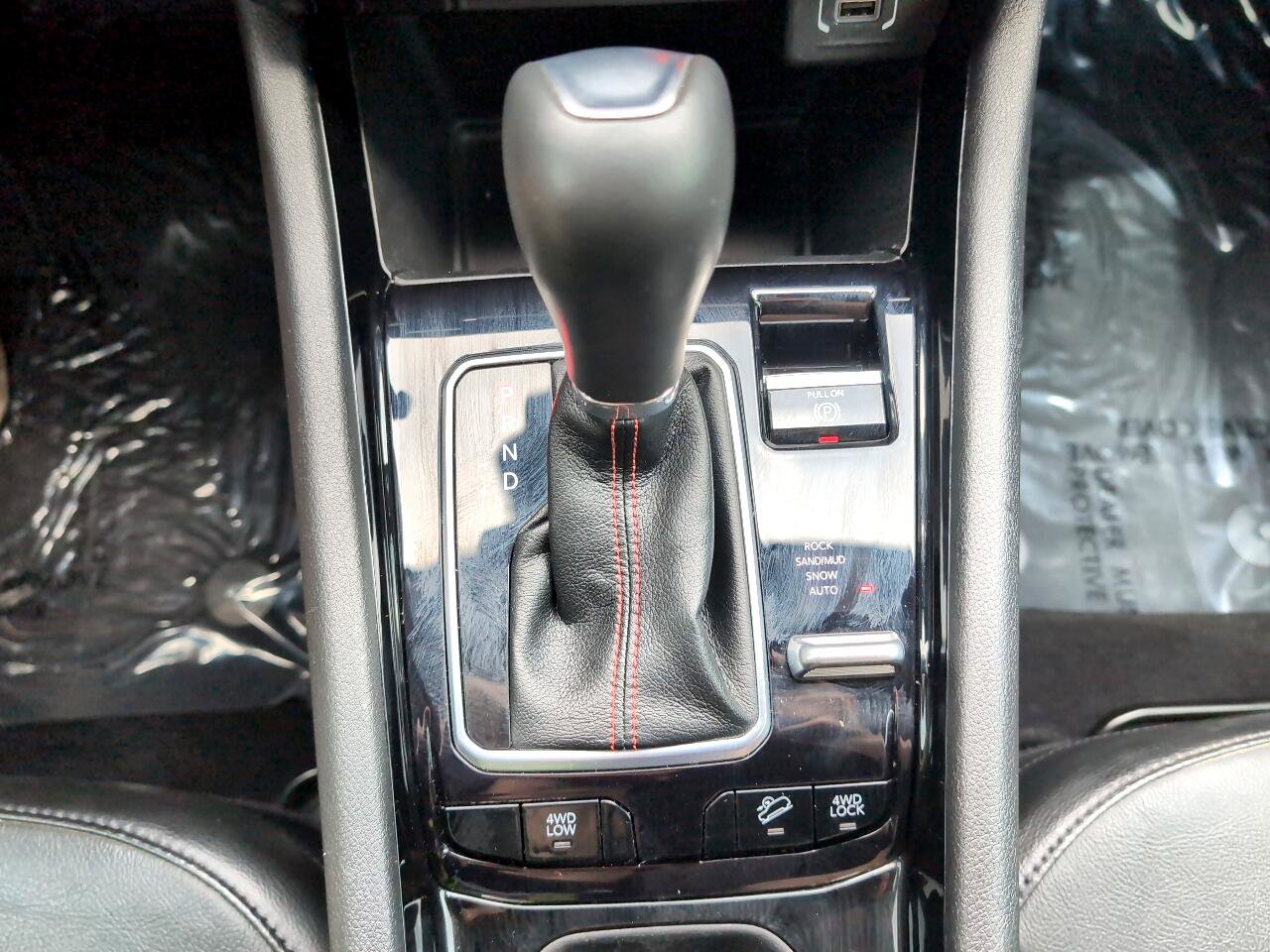 Used 2022 Jeep Compass Trailhawk w/ Trailhawk Convenience Group image 25