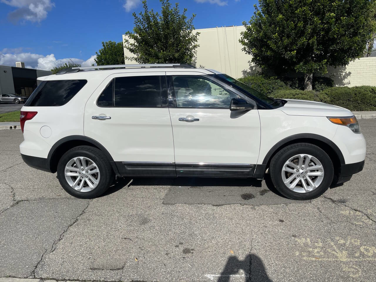 Used 2012 Ford Explorer XLT image 8