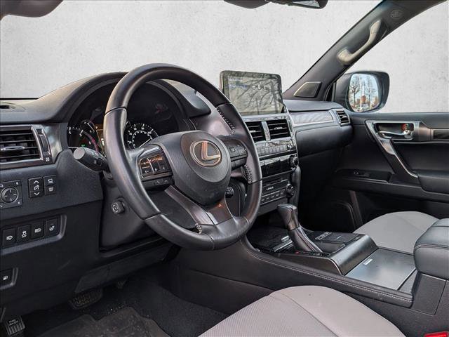 Used 2023 Lexus GX 460 w/ Black Line Special Edition image 9