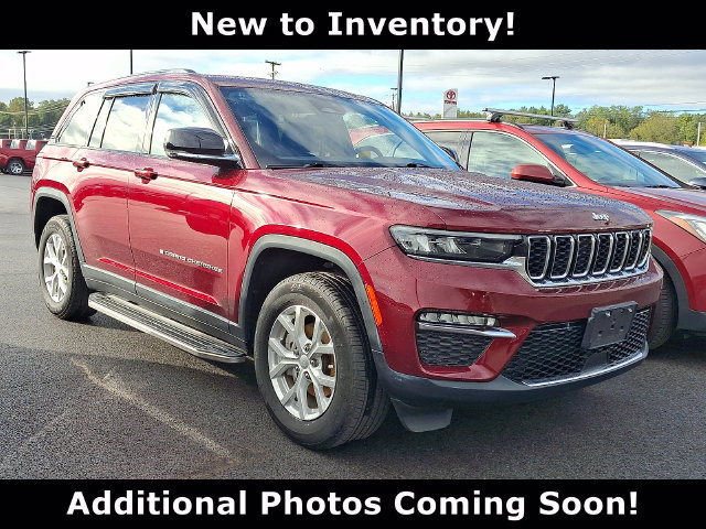 Used 2024 Jeep Grand Cherokee Limited AWD/4WD image 1