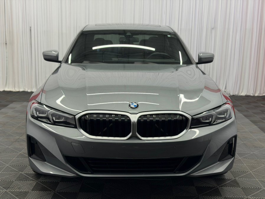 Used 2025 BMW 330i xDrive Sedan w/ Convenience Package AWD/4WD image 11