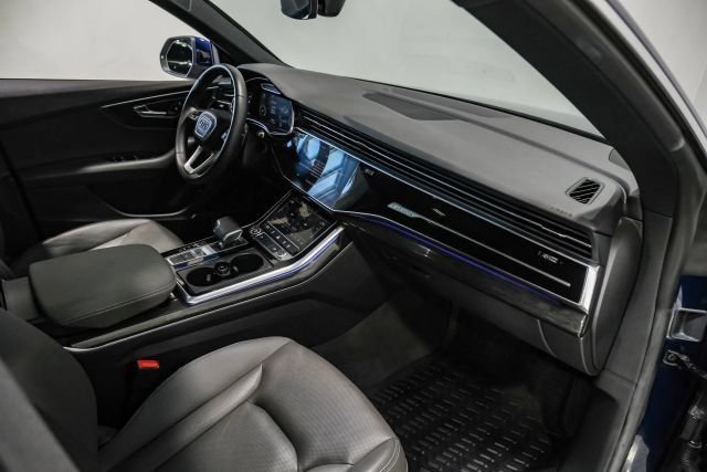 Used 2021 Audi Q8 Premium Plus w/ Premium Plus Package AWD/4WD image 16