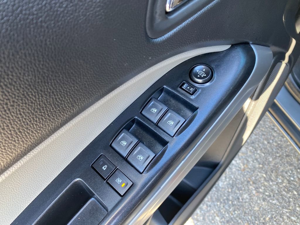 Used 2020 Chevrolet Colorado LT image 12