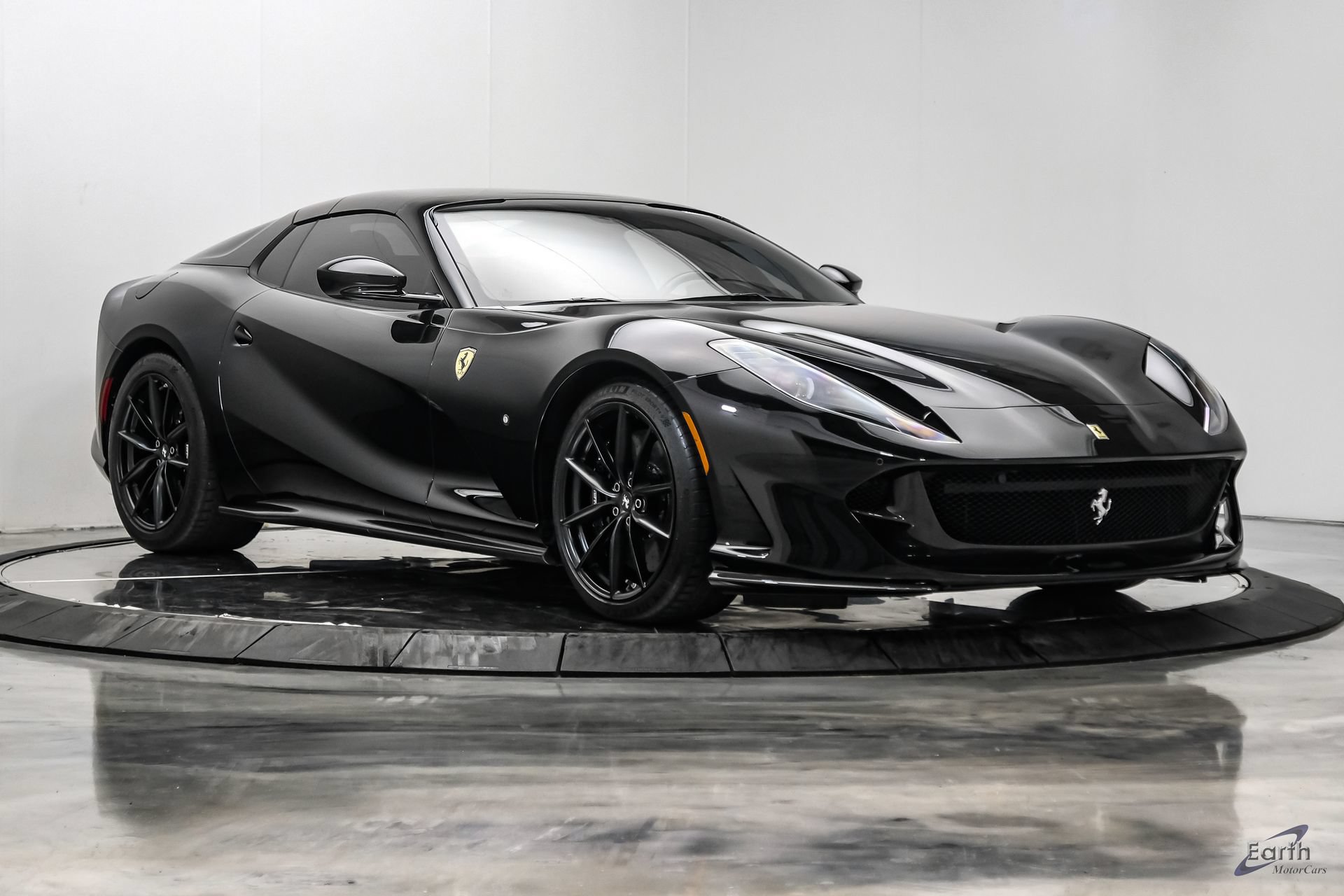 Used 2022 Ferrari 812 GTS RWD image 31