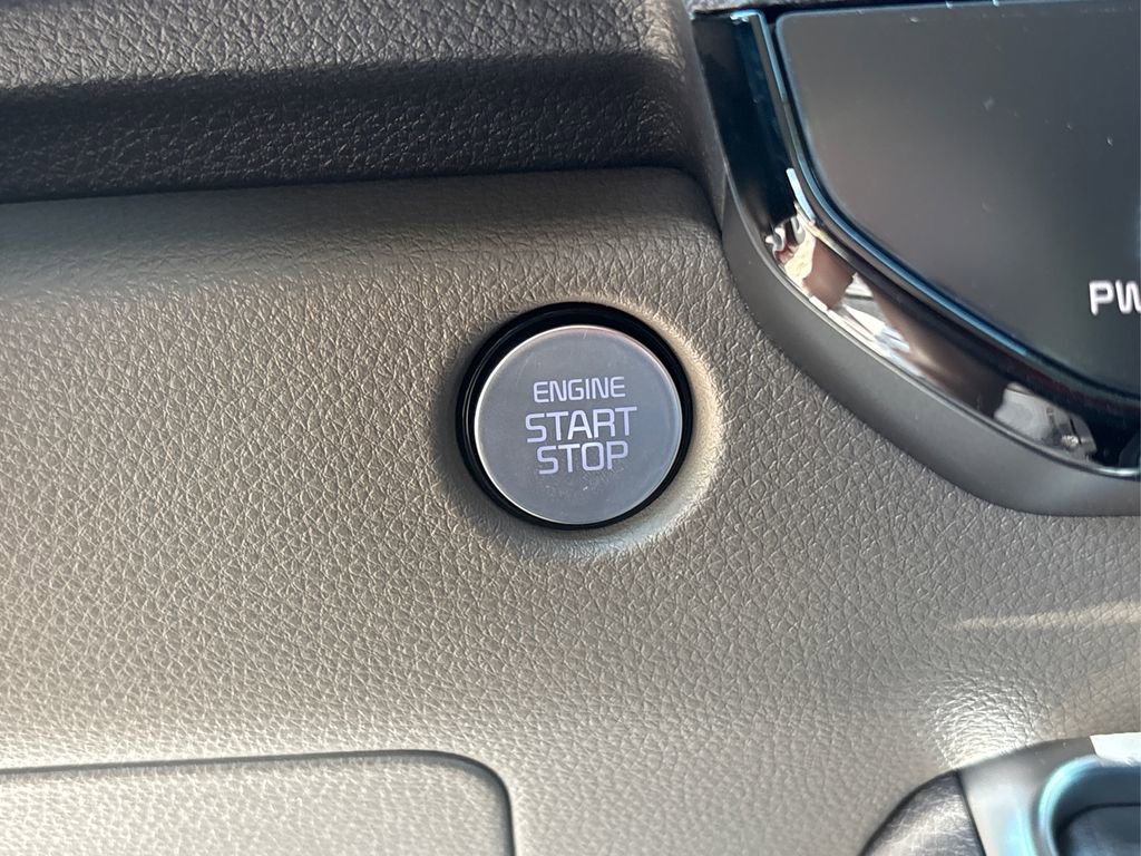 New 2026 Kia Carnival EX image 24