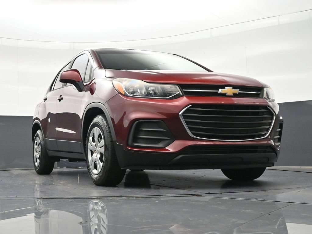 Used 2017 Chevrolet Trax LS FWD image 30