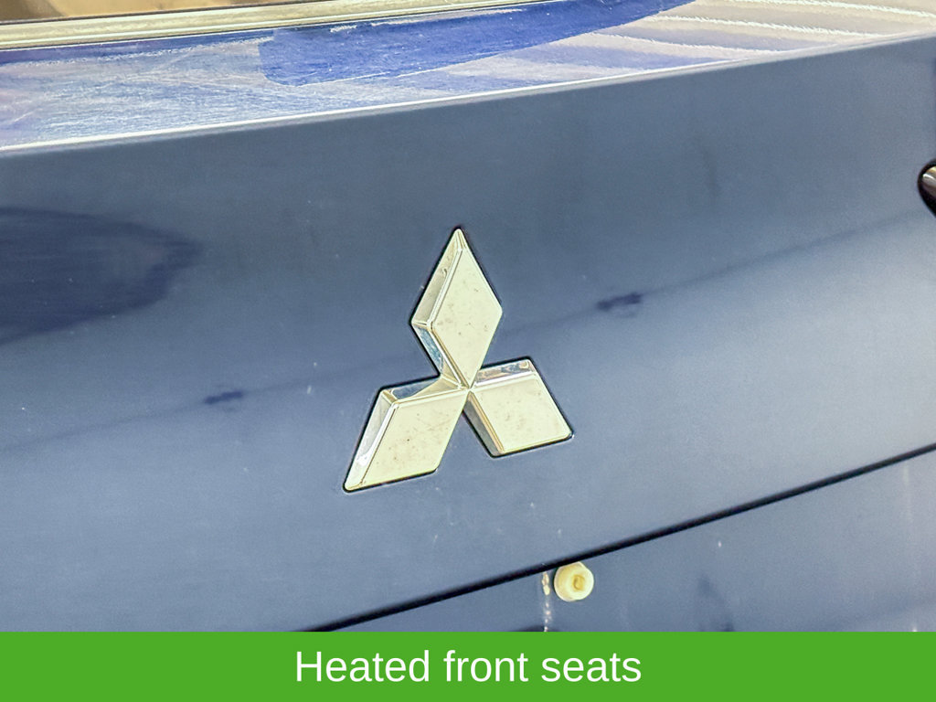 Used 2024 Mitsubishi Outlander AWD image 17