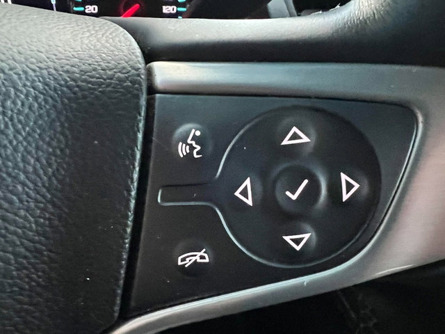 Used 2017 GMC Yukon XL SLE w/ SLE Value Package image 20