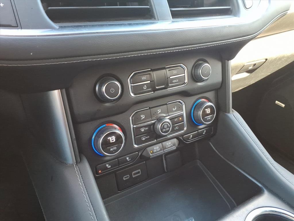 Used 2023 Chevrolet Suburban Z71 w/ Luxury Package image 22