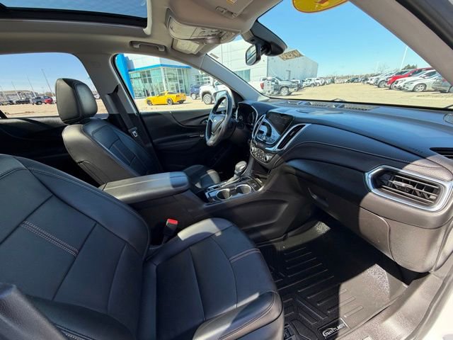 Used 2022 Chevrolet Equinox Premier image 23