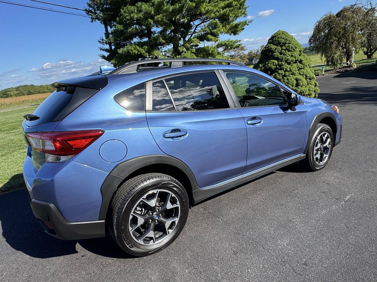Used 2019 Subaru Crosstrek 2.0i Premium AWD/4WD image 9
