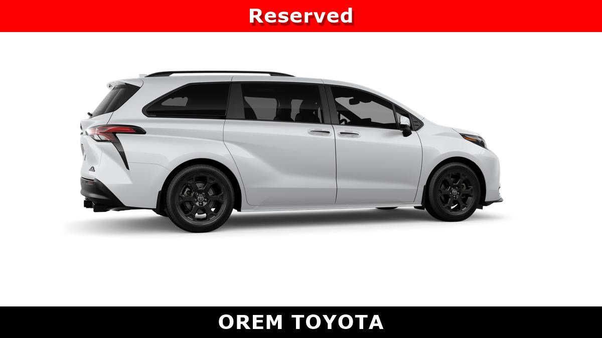 New 2026 Toyota Sienna XLE Woodland Edition AWD/4WD image 11