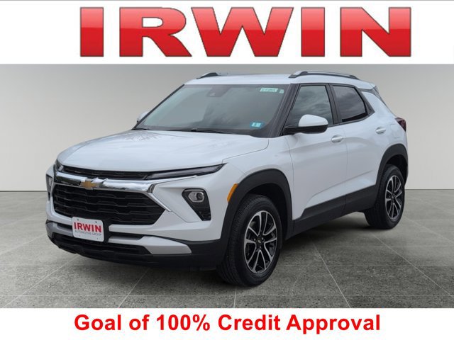 Used 2025 Chevrolet TrailBlazer LT w/ LT Cold Weather Package AWD/4WD image 1
