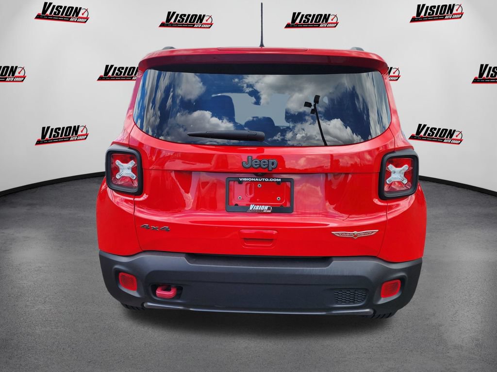 Used 2021 Jeep Renegade Trailhawk AWD/4WD image 6