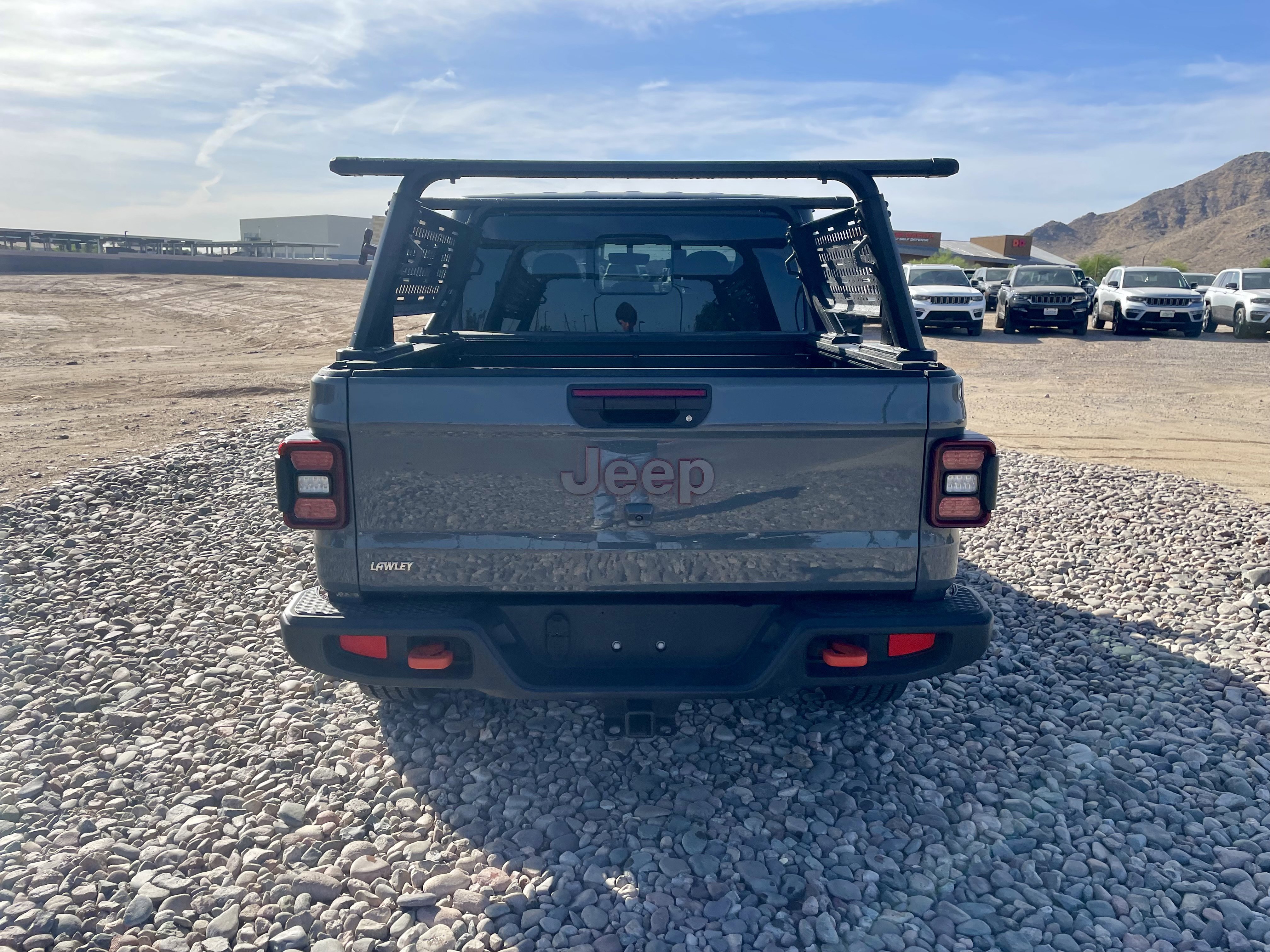 Used 2021 Jeep Gladiator Mojave AWD/4WD image 4