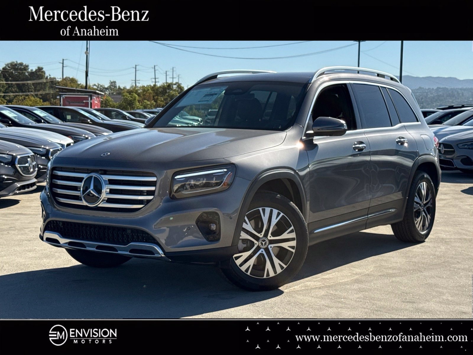 New 2026 Mercedes-Benz GLB 250 4MATIC image 1