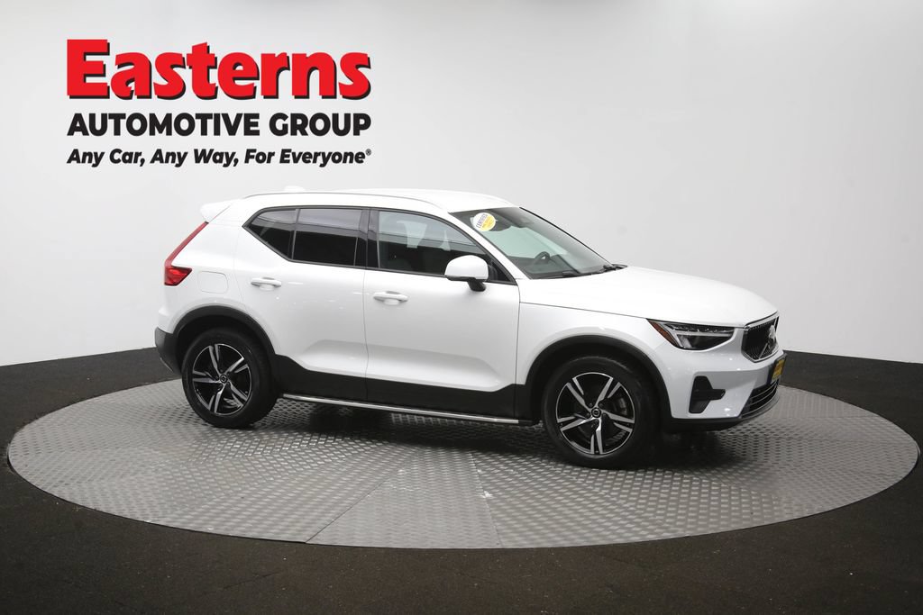 Used 2023 Volvo XC40 B5 Core AWD/4WD image 48