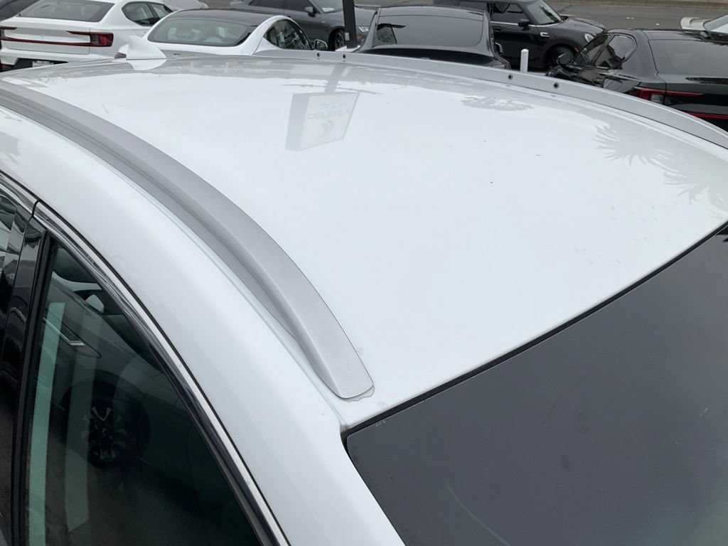 Used 2017 Chevrolet Bolt Premier FWD image 75
