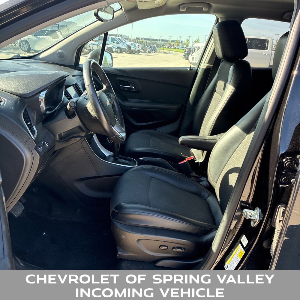 Used 2020 Chevrolet Trax LT w/ LT Convenience Package FWD image 8