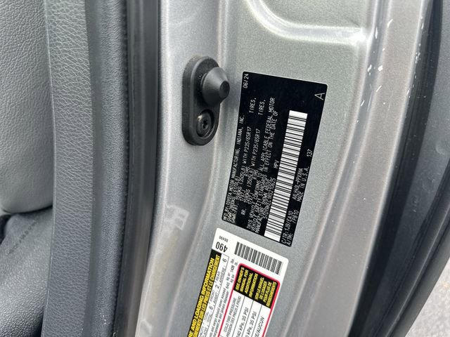 Used 2024 Toyota Sienna XLE image 38