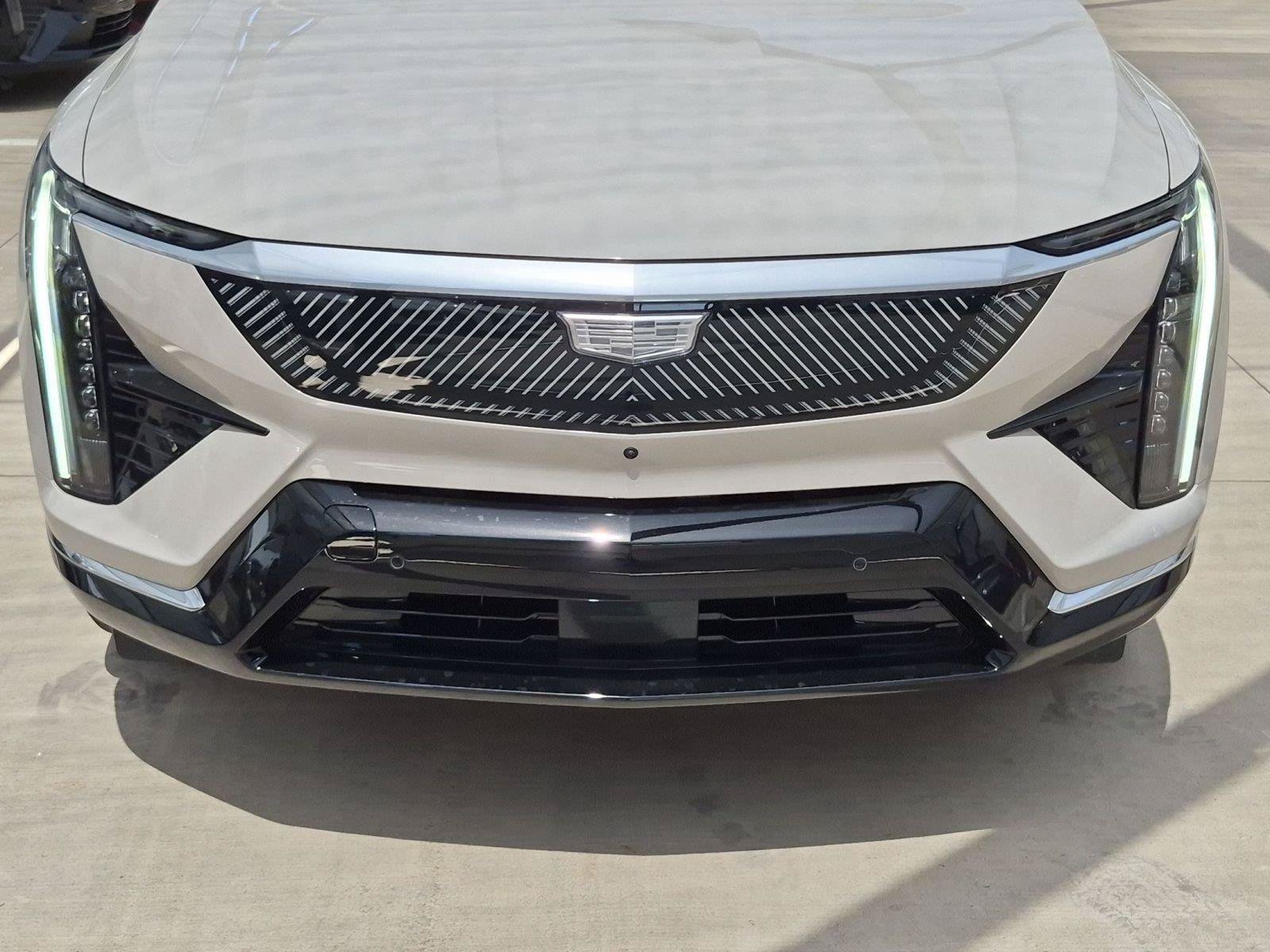 New 2027 Cadillac Optiq Luxury RWD image 6