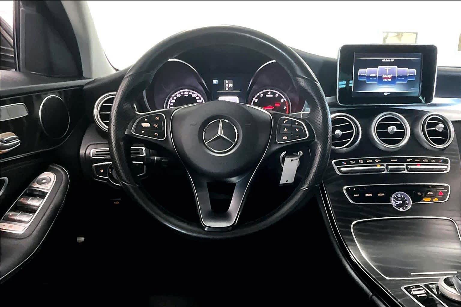 Used 2016 Mercedes-Benz C 300 4MATIC Sedan image 12