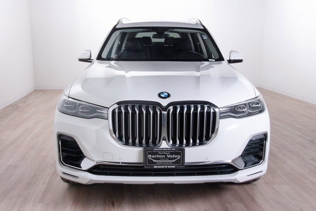 Used 2020 BMW X7 xDrive40i w/ Cold Weather Package image 2