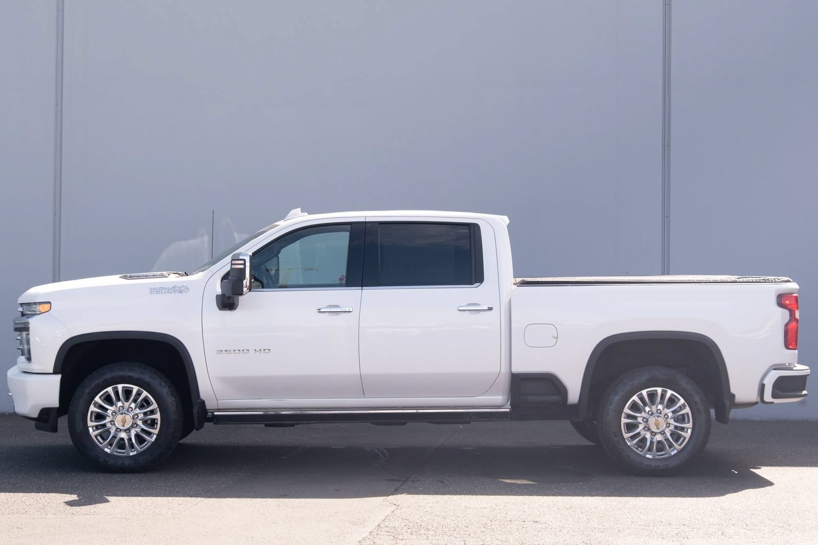 Used 2022 Chevrolet Silverado 3500 High Country w/ Z71 Off-Road Package AWD/4WD image 31