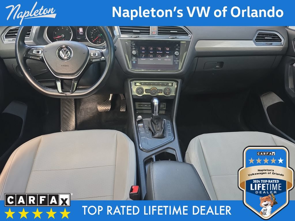 Used 2018 Volkswagen Tiguan SE w/ Panoramic Sunroof Package FWD image 11