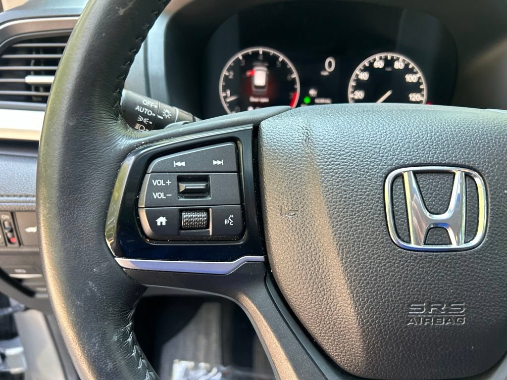 Used 2025 Honda Odyssey EX-L image 21