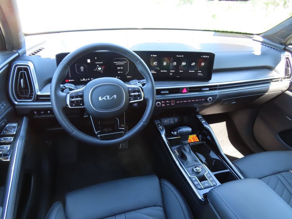 Certified 2024 Kia Sorento SX Prestige AWD/4WD image 5