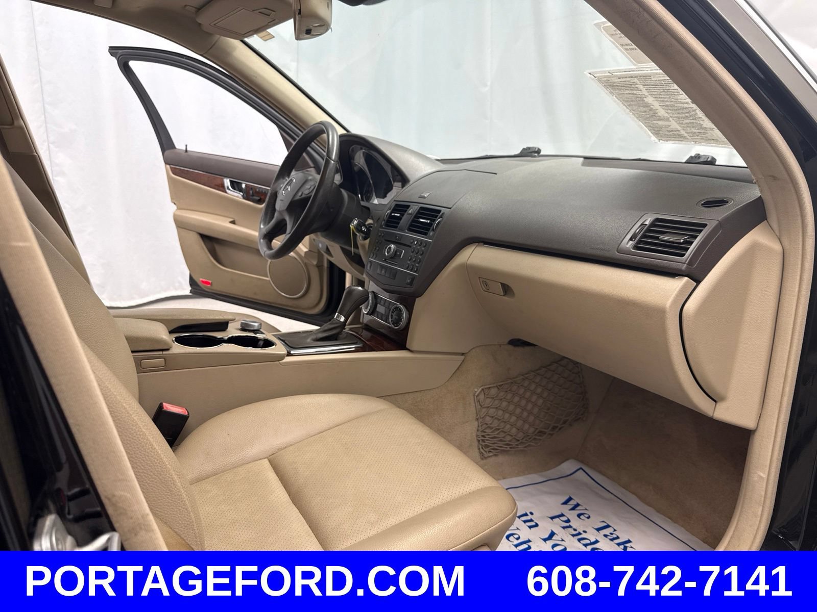 Used 2011 Mercedes-Benz C 300 4MATIC Sedan image 26
