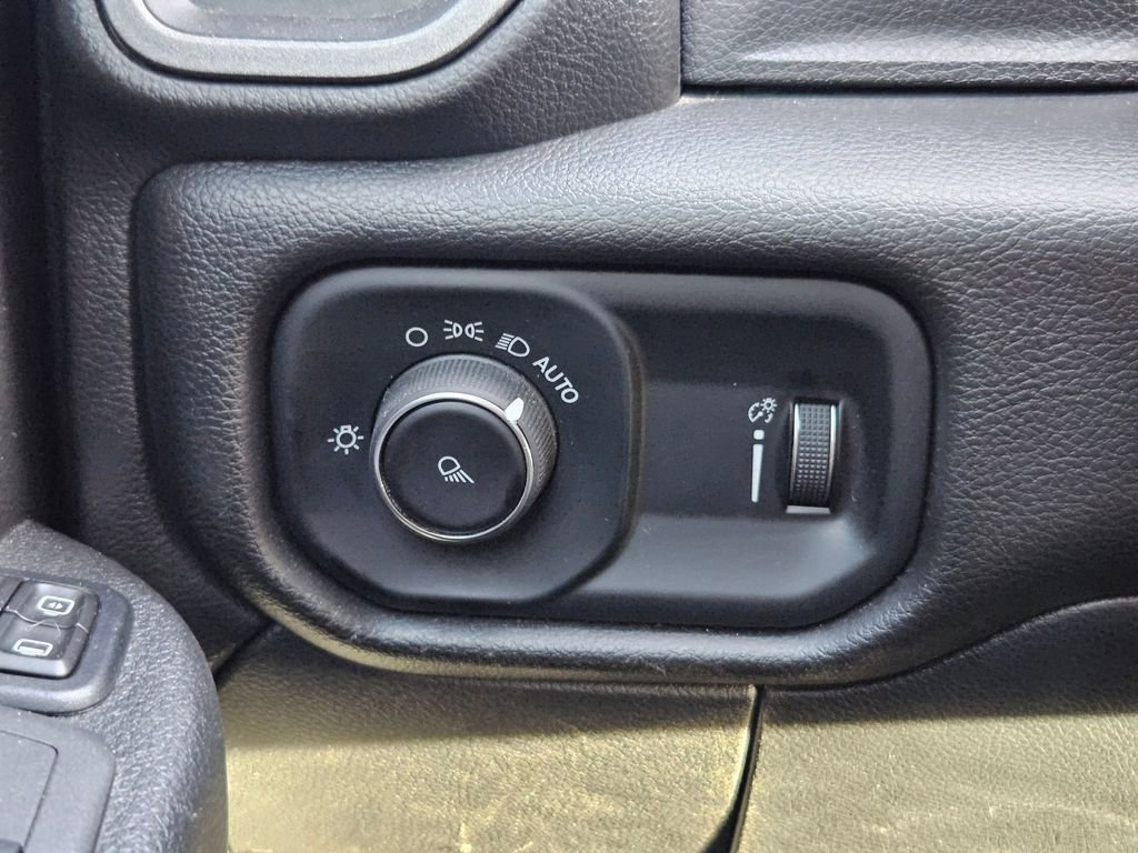 Certified 2024 RAM 3500 Tradesman w/ Chrome Appearance Group image 19