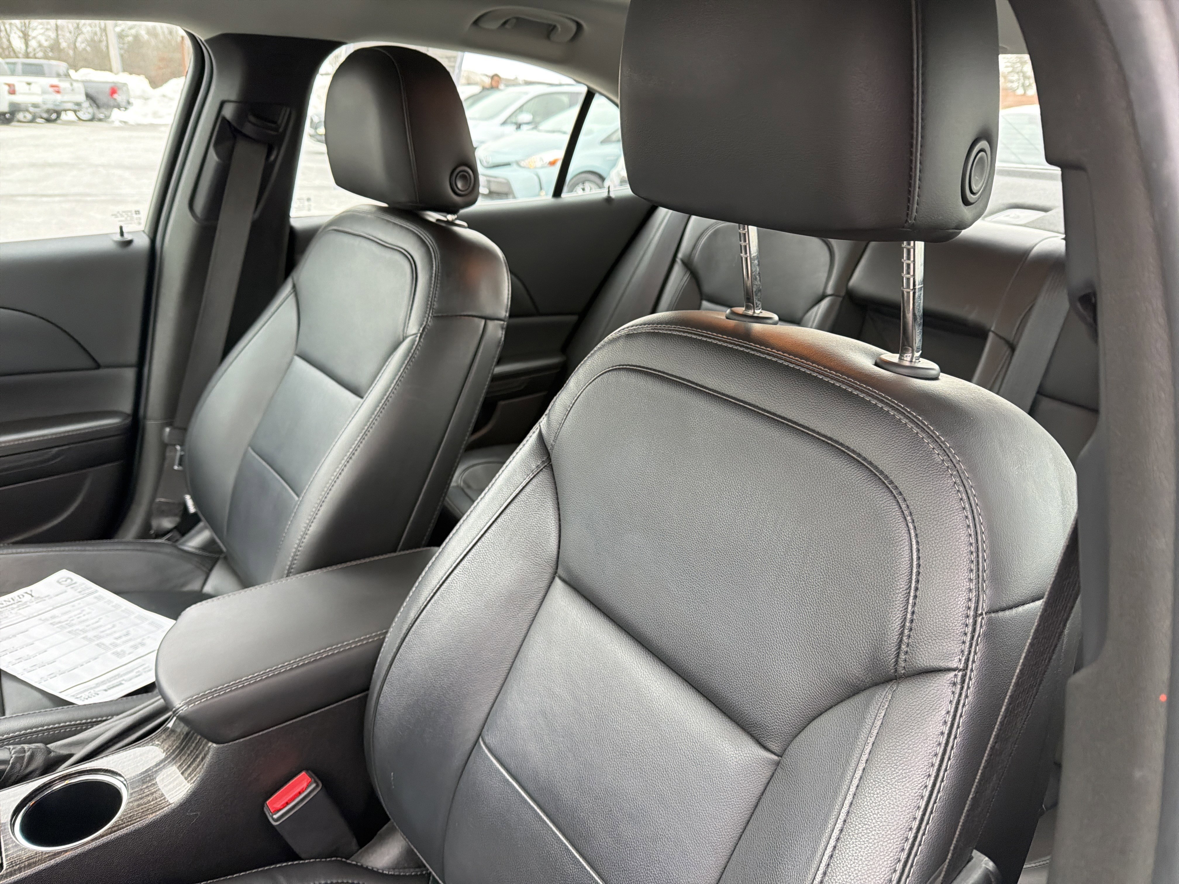 Used 2015 Chevrolet Malibu LT w/ Leather Package image 3