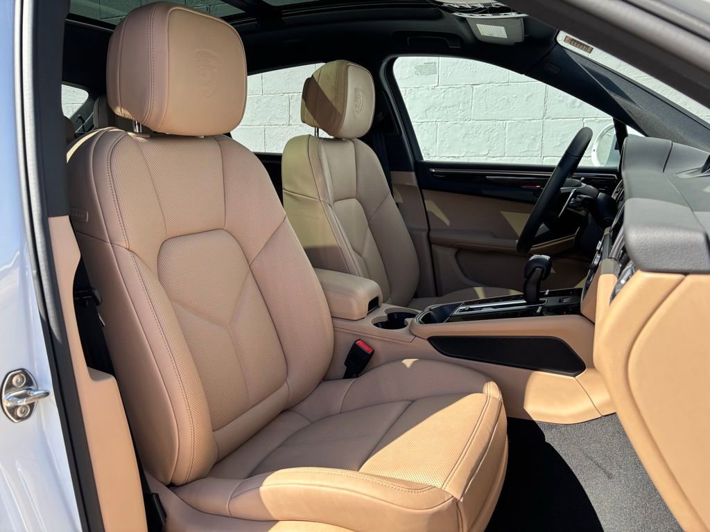 New 2026 Porsche Macan S AWD/4WD image 16