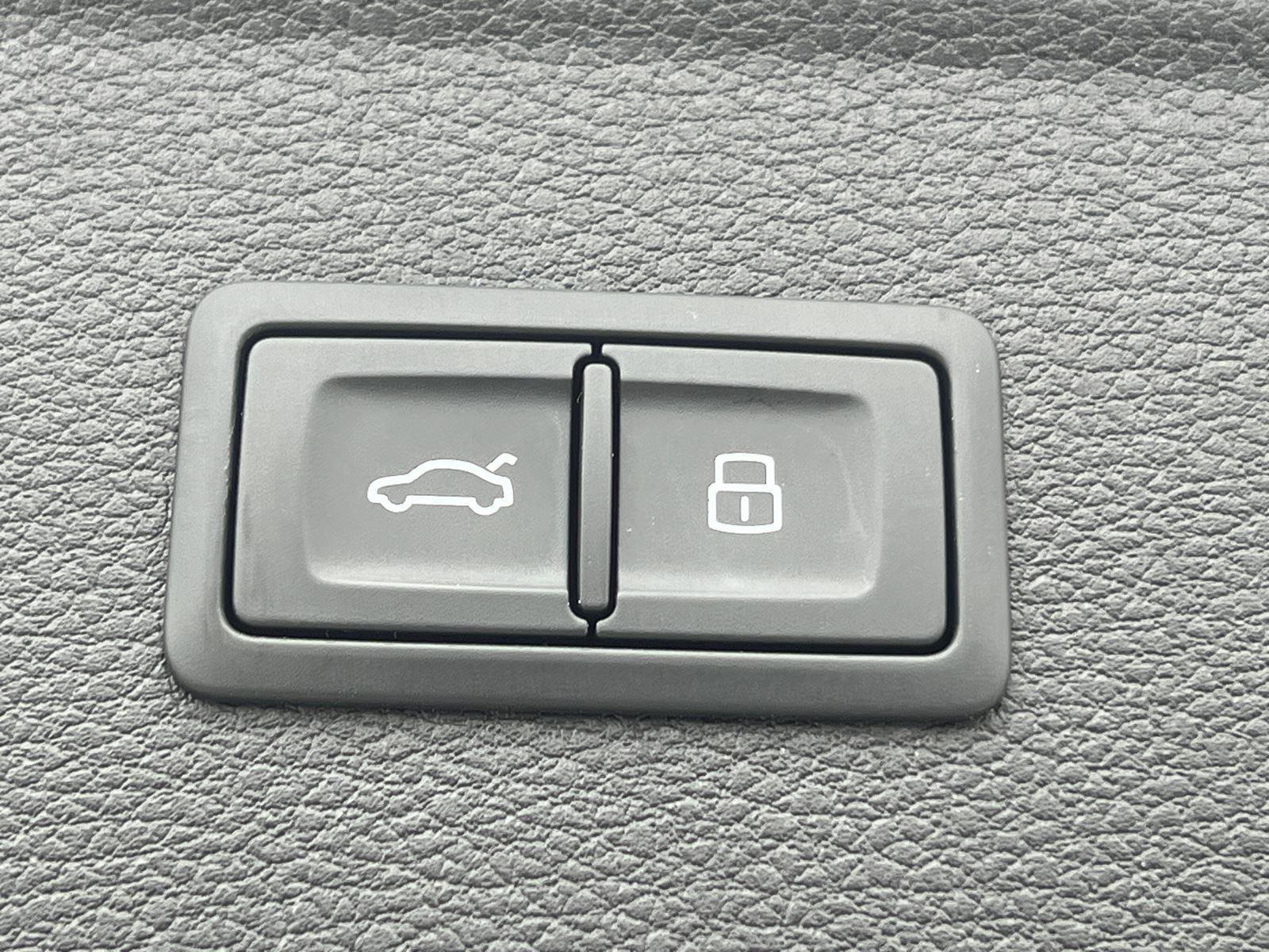 Used 2023 Audi Q5 2.0T Premium Plus w/ Premium Plus Package image 19